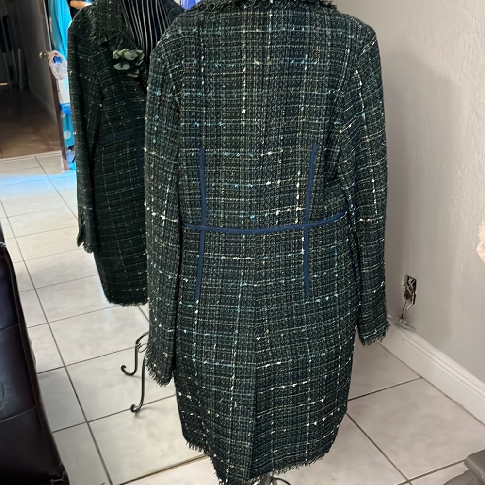 Coat - Picture 2 of 4